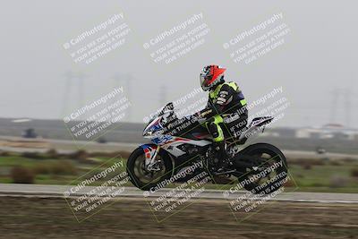 media/Nov-29-2025-TrackDaz (Sat) [[10ae2d9bce]]/C Group/Session 4 (Wheelie Bump)/